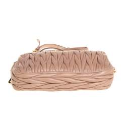 مملوكة مسبقًا Miu Miu Beige Matelassé Leather Double Zip Crossbody Bag
