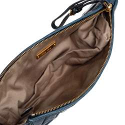 مملوكة مسبقًا Miu Miu Blue Matelassé Leather Wristlet Clutch