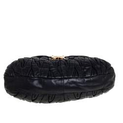 مملوكة مسبقًا Miu Miu Black Matelassé Lux Leather Coffer Hobo