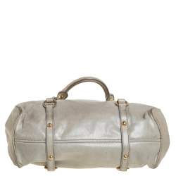 مملوكة مسبقًا حقيبة يد ميو ميو جلد فيتيلو لوكس أخضر أفوكادو