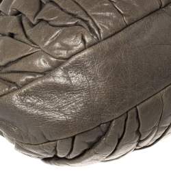 Pre Owned Miu Miu Grey Matelassé Leather Coffer Hobo