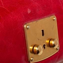 Pre Owned حقيبة كلتش ميو ميو قفل ضاغط جلد أحمر ياقوتي داكن