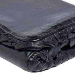 مملوكة مسبقًا Miu Miu Navy Blue Leather Flap Continental Wallet