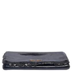 مملوكة مسبقًا Miu Miu Navy Blue Leather Flap Continental Wallet