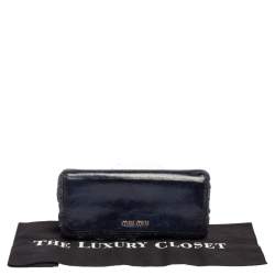 مملوكة مسبقًا Miu Miu Navy Blue Leather Flap Continental Wallet
