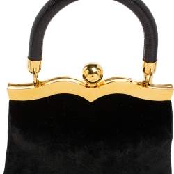 مملوكة مسبقًا Miu Miu Black Velvet Frame Clutch Top Handle Bag