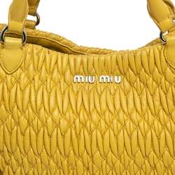 Pre Owned حقيبة يد توتس ميو ميو جلد ماتيلاس أصفر