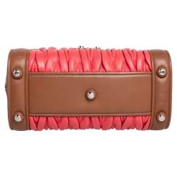 مملوكة مسبقًا حقيبة ميو ميو جلد ماتيلاس بني/أحمر مرجاني بيد علوية