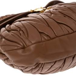 Pre Owned حقيبة ميو ميو كوفر جلد ماتيلاس لوكس بنية