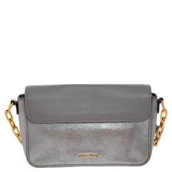 Pre Owned حقيبة كتف ميو ميو قفل ضاغط جلد مادراس فضي/ رمادي