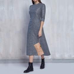 مملوكة مسبقًا Miu Miu Beige Matelasse Lux Leather Zip Wristlet Clutch