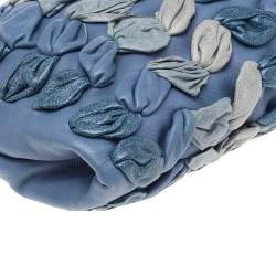 Pre Owned حقيبة كلتش ميو ميو جلد أزرق/رصاصي بحمالة معصم 