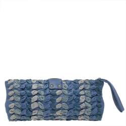 Pre Owned حقيبة كلتش ميو ميو جلد أزرق/رصاصي بحمالة معصم 