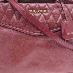 Pre Owned حقيبة يد ميوميو سحاب علوى جلد مجعد وردى