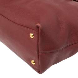 Pre Owned حقيبة يد ميو ميو شوبر جلد محبب أحمر