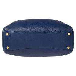 مملوكة مسبقًا حقيبة يد توتس ميو ميو جلد أزرق متوسطة