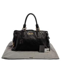 مملوكة مسبقًا حقيبة ميو ميو ياليتو سوفت جلد فيليتو أسود