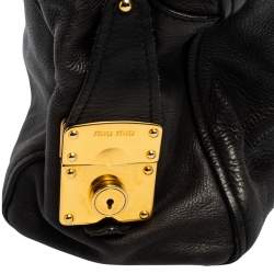 مملوكة مسبقًا حقيبة ميو ميو ياليتو سوفت جلد فيليتو أسود