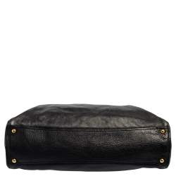 مملوكة مسبقًا حقيبة ميو ميو ياليتو سوفت جلد فيليتو أسود