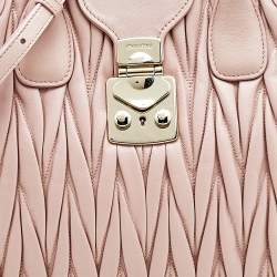 Pre Owned حقيبة ساتشل ميو ميو كونفيتندال جلد ماتيلاس وردي