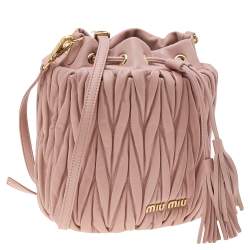 Pre Owned Miu Miu Pink Matelassé Leather Bucket Bag