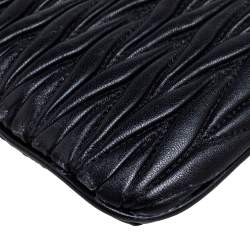 Pre Owned Miu Miu Black Matelassé Leather Zip Crossbody Bag