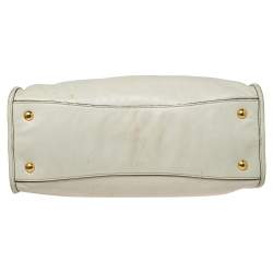 مملوكة مسبقًا Miu Miu Beige Vitello Shine Leather Bauletto Satchel