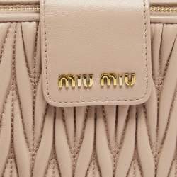 Pre Owned حقيبة كروس موبايل ميو ميو جلد جلد ماتيلاس بيج