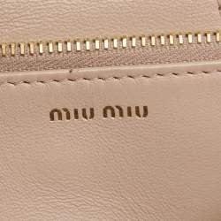 Pre Owned حقيبة كروس موبايل ميو ميو جلد جلد ماتيلاس بيج