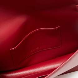 Pre Owned حقيبة كلتش ميو ميو جلد ماتيلاس أحمربقلاب بسلسلة