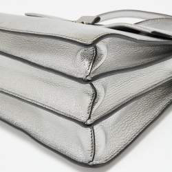 مملوكة مسبقًا Miu Miu Metallic Silver Madras Leather Top Handle Bag