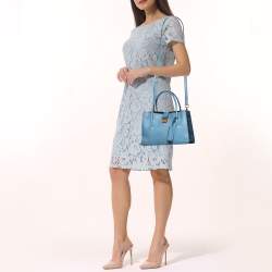 Pre Owned حقيبة يد توتس ميو ميو جلد مادراس أزرق كحلي/أزرق بقفل دفع