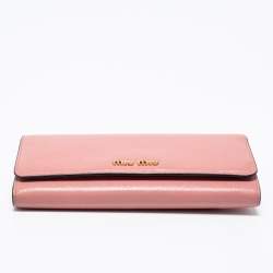 Pre Owned Miu Miu Pink Leather Logo Flap Continental Wallet