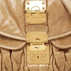 مملوكة مسبقًا Miu Miu Beige Matelassé Lux Leather Coffer Hobo