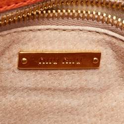 Pre Owned حقيبة ميو ميو مدراس جلد برتقالي بقلاب ويد علوية
