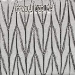 Pre Owned Miu Miu Silver Matelassé Leather Double Zip Crossbody Bag