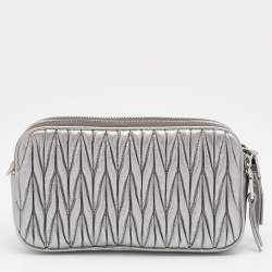 Pre Owned Miu Miu Silver Matelassé Leather Double Zip Crossbody Bag