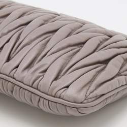 Pre Owned Miu Miu Grey Matelassé Leather Frame Clutch