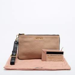 مملوكة مسبقًا Miu Miu Beige/Black Madras Leather Wristlet Clutch