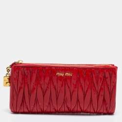 Miu Miu Red Matelassé Leather Zip Clutch