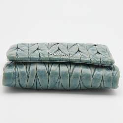 مملوكة مسبقًا Miu Miu Blue Matelasse Leather Flap Crossbody Bag