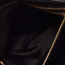 مملوكة مسبقًا Miu Miu Black Matelassé Patent Leather Zip Wristlet Pouch