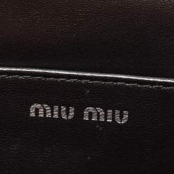 مملوكة مسبقًا Miu Miu Black Patent Leather Logo Flap Chain Bag