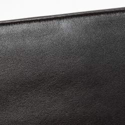 مملوكة مسبقًا Miu Miu Black Patent Leather Logo Flap Chain Bag