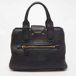 مملوكة مسبقًا Miu Miu Black/White Vitello Caribu Leather Satchel