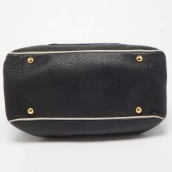 مملوكة مسبقًا Miu Miu Black/White Vitello Caribu Leather Satchel