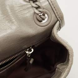 مملوكة مسبقًا Miu Miu Grey Vitello Shine Leather Flap Shoulder Bag