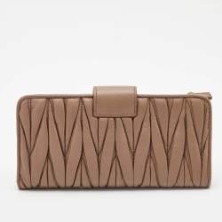 Miu Miu Beige Matelassé Leather Key Lock Continental Wallet