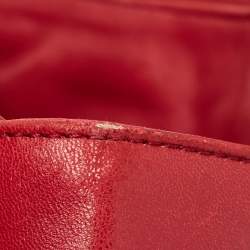 مملوكة مسبقًا Miu Miu Red Matelasse Leather Top Zip Tote