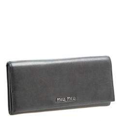 Pre Owned محفظة ميو ميو طويلة جلد رصاصية داكنة
